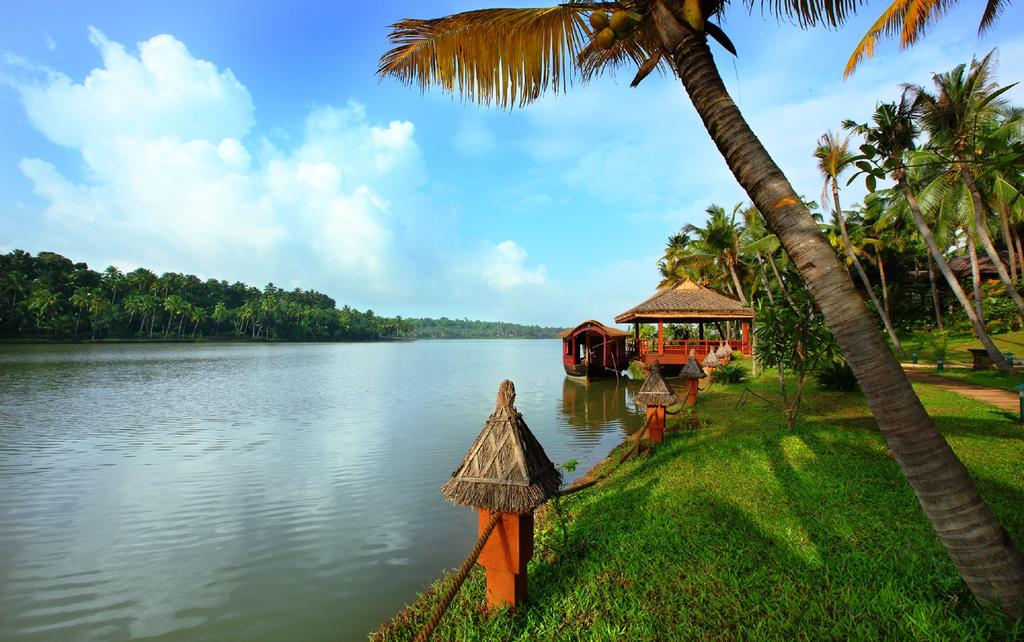 places to visit near kochi for couples