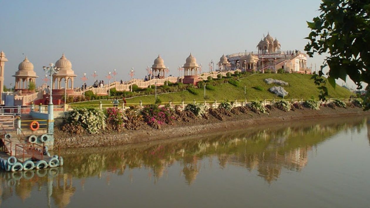 11 Top Attractions Near Vadodara for One Day Road Trip Sightseeing