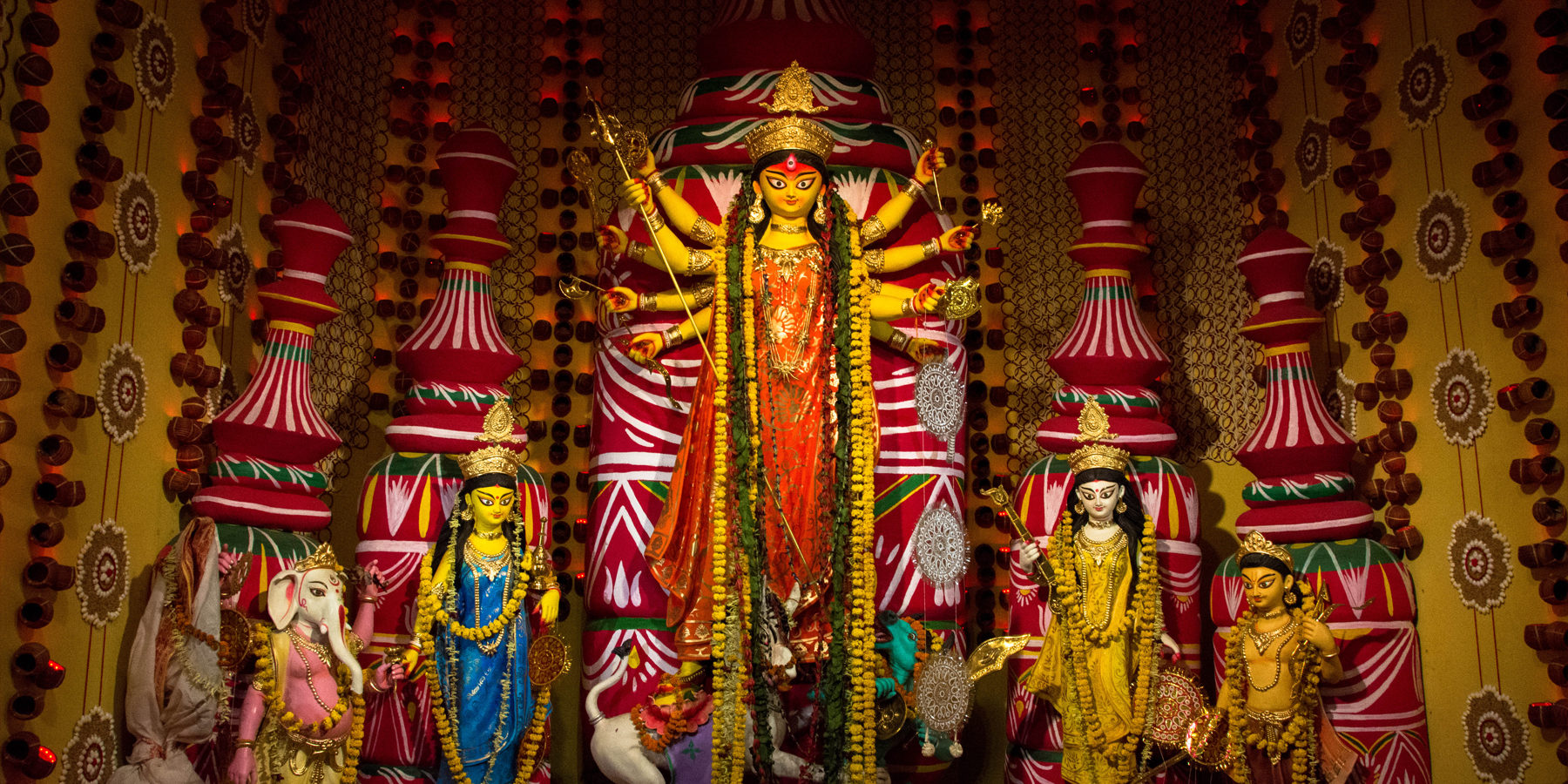 11-famous-durga-puja-pandals-in-kolkata-you-must-visit-in-2021