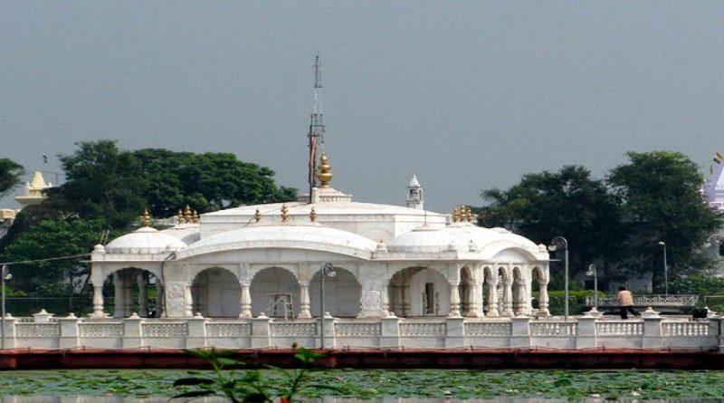 Jal Mandir, Pavauri, Nalanda