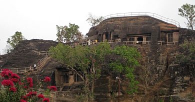 Pandav Caves