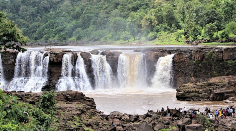 Gira Waterfalls