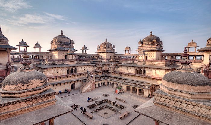 orchha travel places